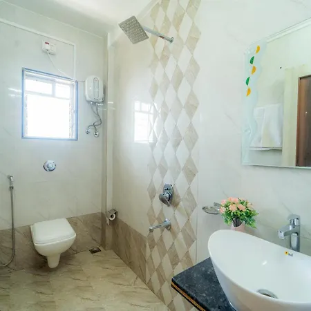 Hill View Bungalow ,Mahabaleshwar , Private Swimming Pool Exterior photo